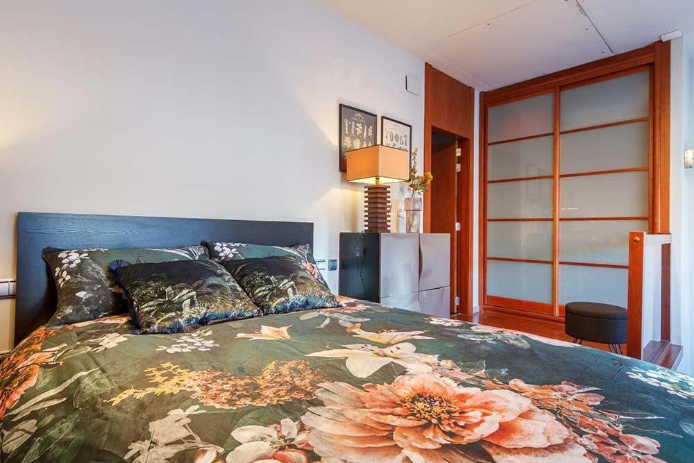 Vivienda Turistica Duplex Isozaki-Guggenheim Apartment บิลเบา ภายนอก รูปภาพ